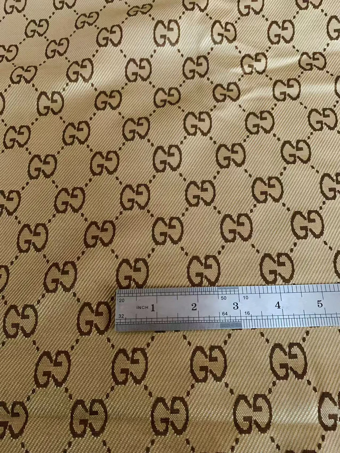 Gucci-Style 0.8 - Sample 2
